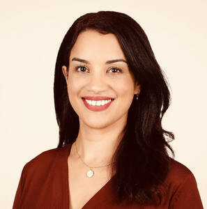 Bahiya AMZIL Paris 3, Hypnothérapeute, Apaiser ses angoisses, Arrêter de fumer, Mieux dormir, Perdre du poids